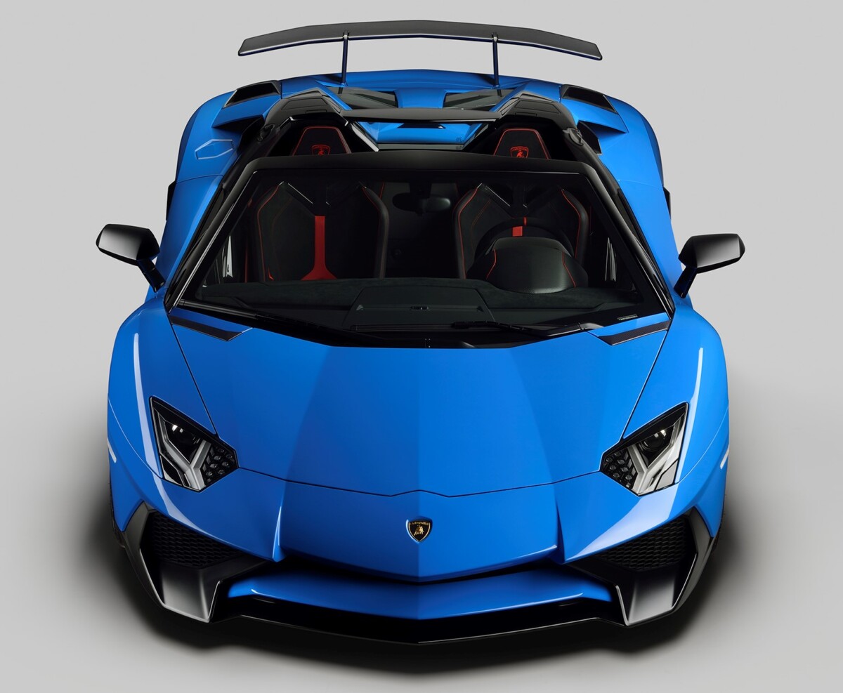 LANÇAMENTO – Tem Lamborghini novo no pedaço