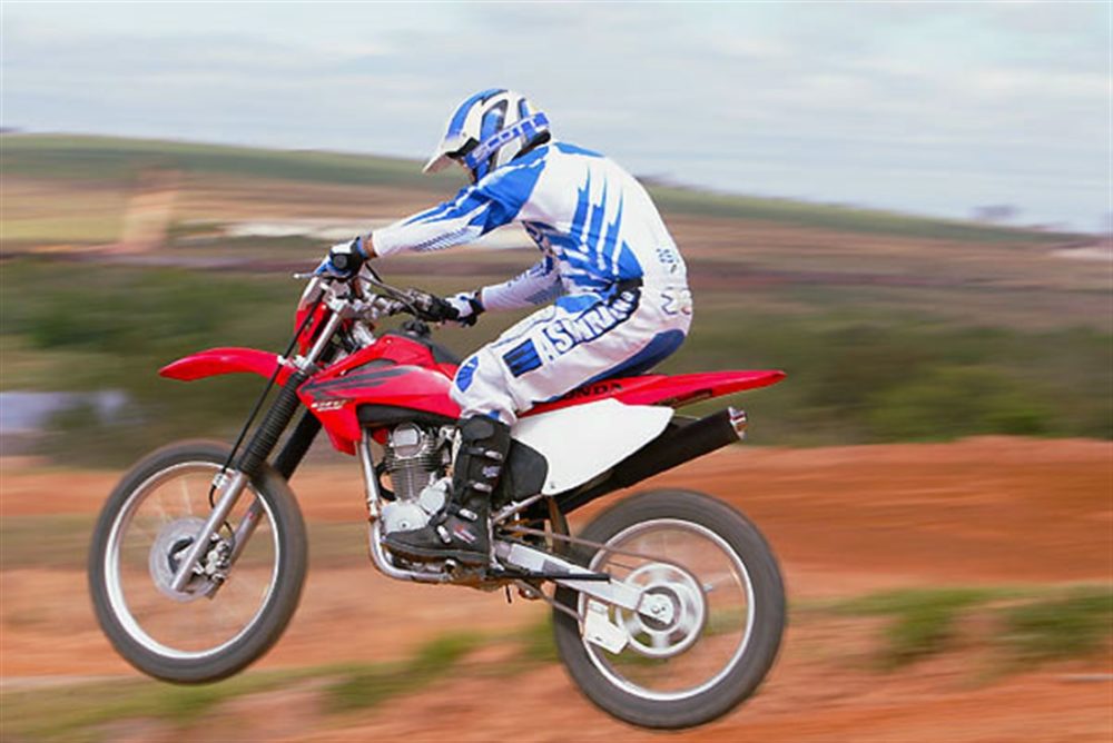 MOTO TRILHAS E LAMA  Honda dirt bike, Moto de trilha, Moto enduro