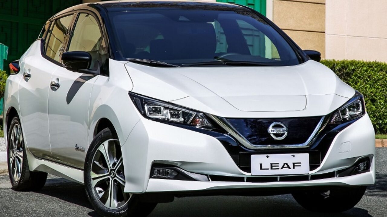 Folhinha verde: Nissan lança Leaf por R$ 195 mil : CARROS COM CAMANZI