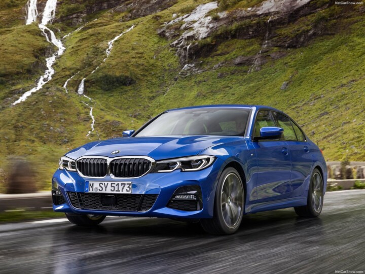 BMW inicia vendas do novo 320i