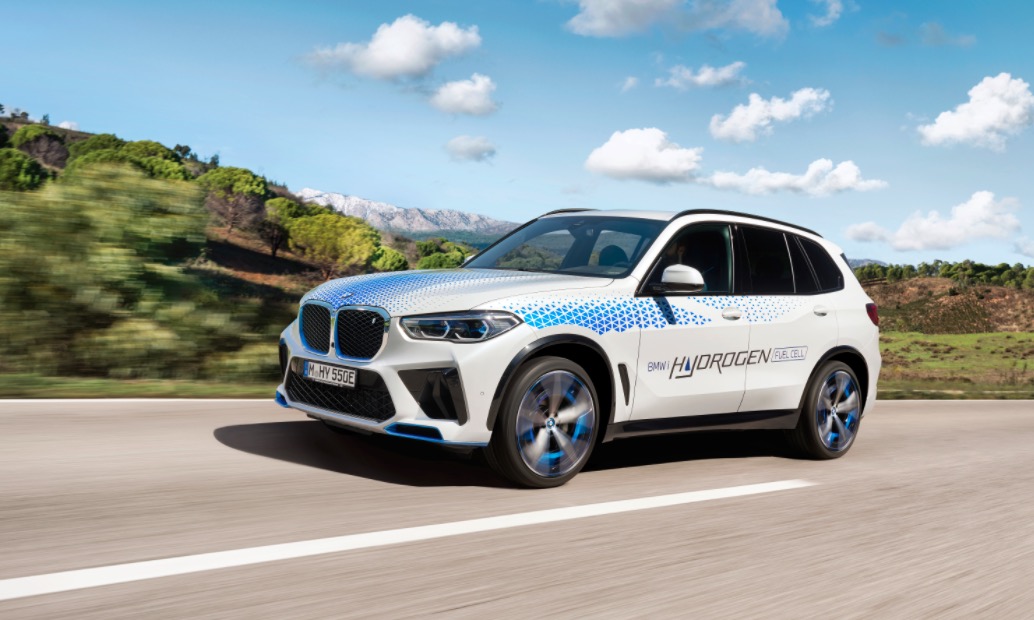 BMW leva iX5 Hydrogen a Munique