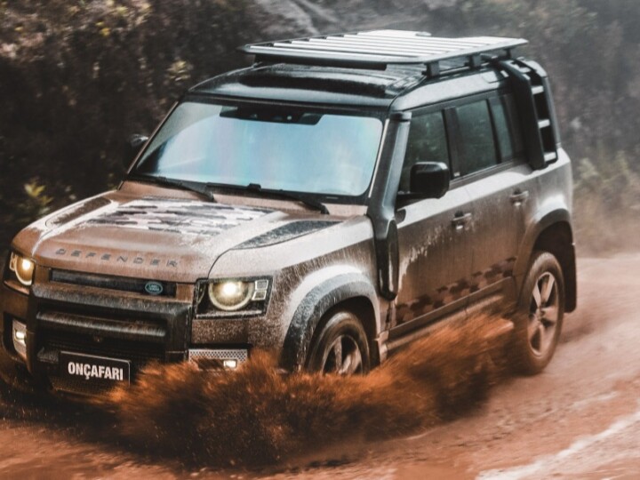 Land Rover apresenta Defender Onçafari