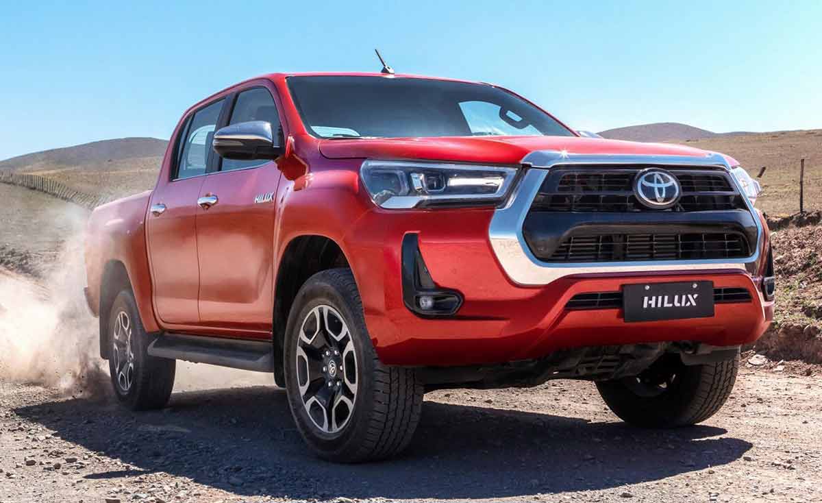 Toyota lança Hilux SRX Limited por R$ 337,9 mil
