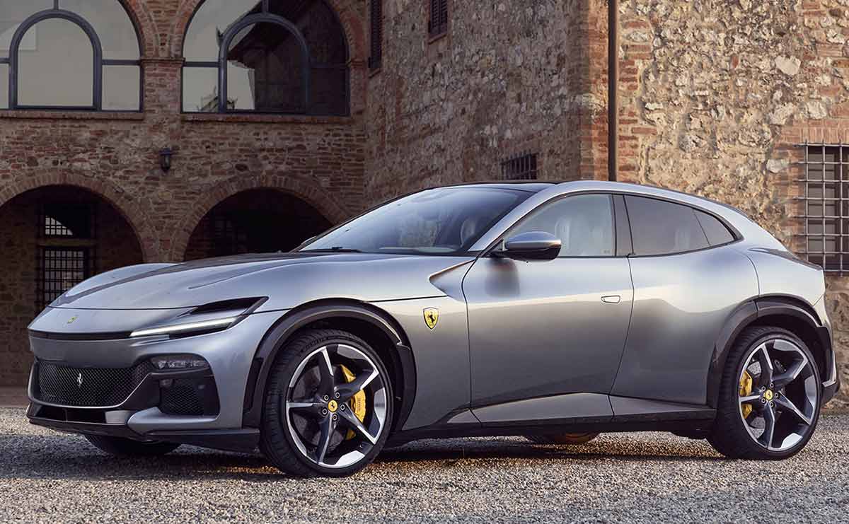 Com fila de 2 anos, Ferrari suspende novos pedidos da Purosangue