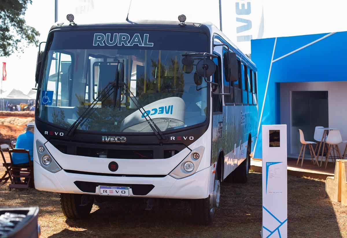 Bus Rural: Iveco apresenta ônibus voltado para transporte no campo