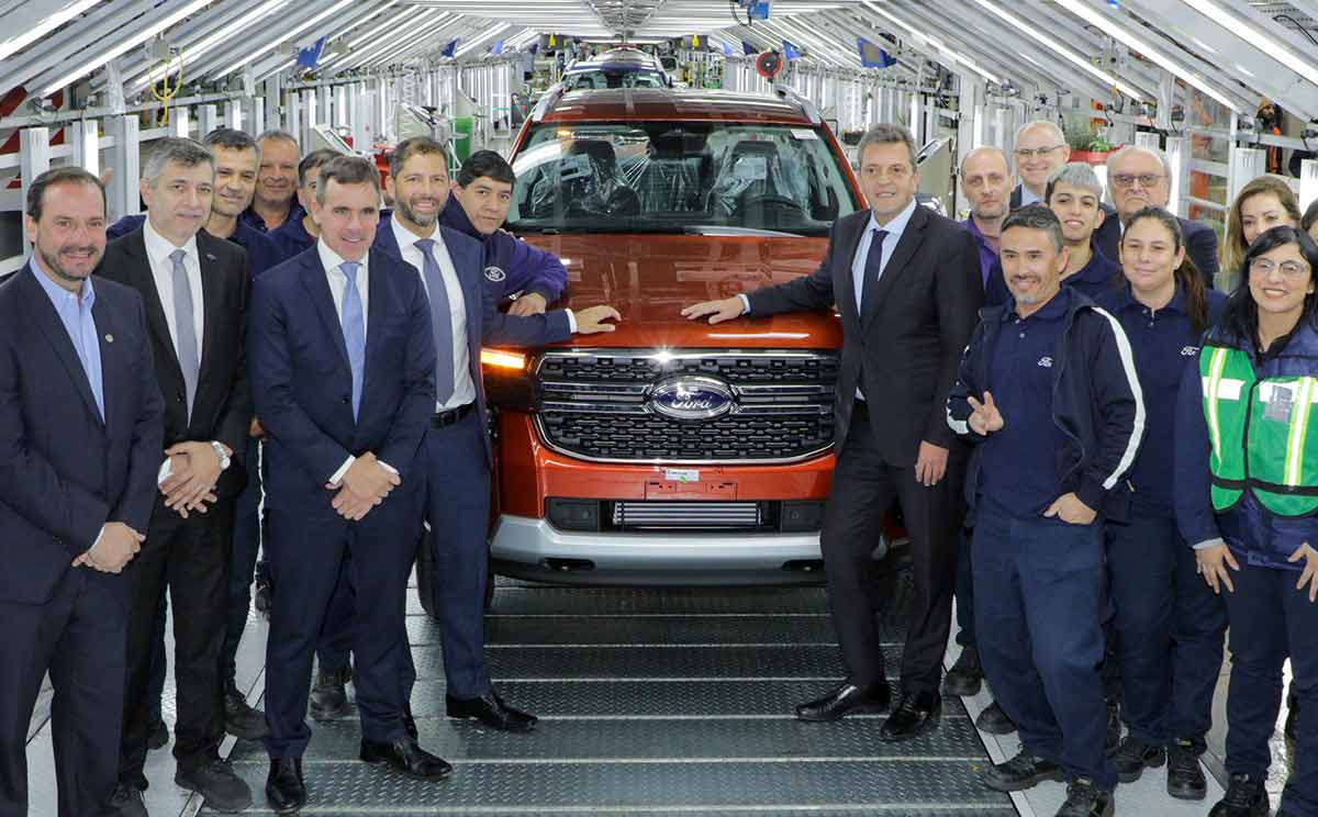 Nova Ford Ranger começa a ser fabricada na Argentina