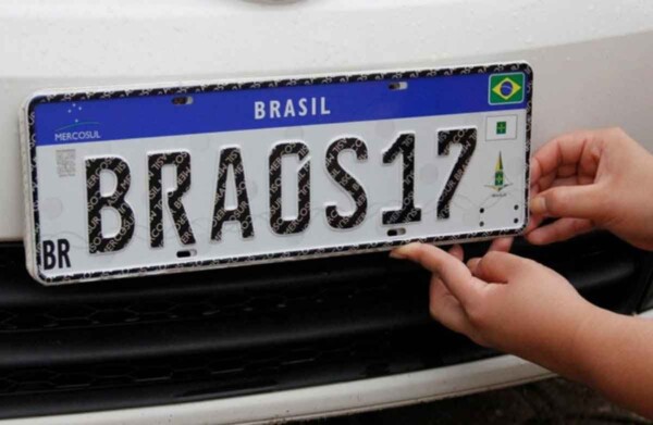 Placa Mercosul: PL quer volta de identificação de cidade e estado