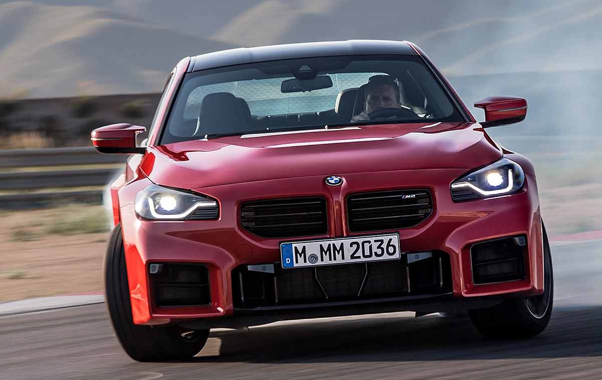 BMW lança nova geração do M2 no Brasil