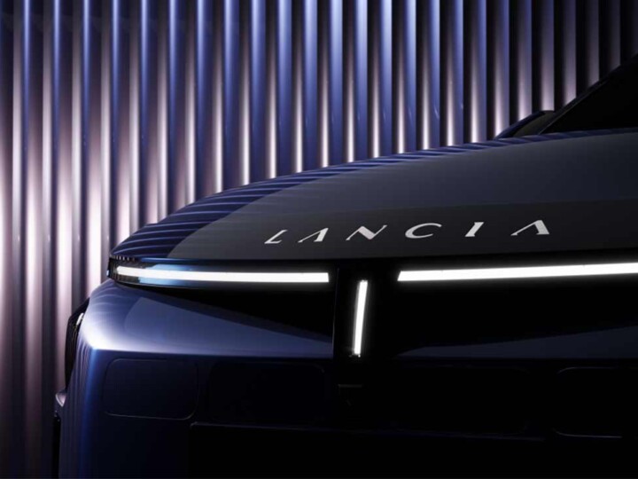 Lancia revela teaser do novo Ypsilon com base do 208