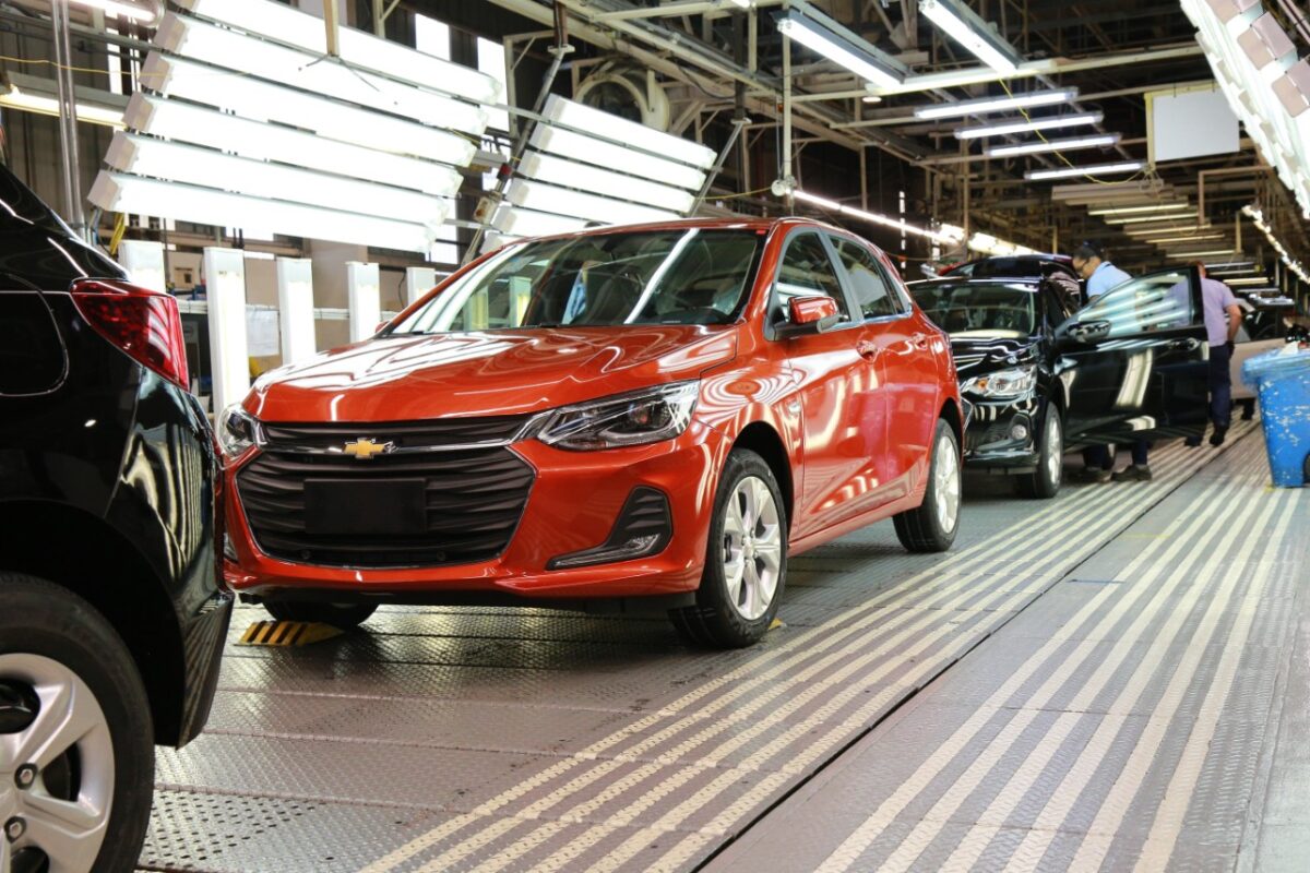 Chevrolet prepara nova geração da S10 para o Brasil