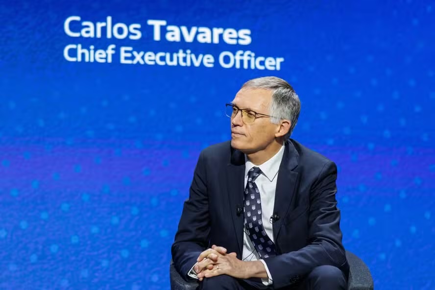 Carlos Tavares, CEO da Stellantis deixa o Cargo