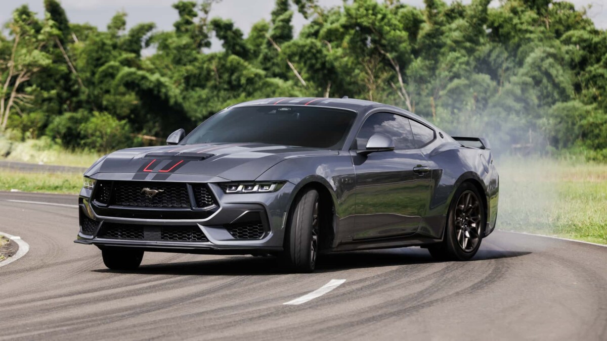Ford convoca Mustang para recall dos limpadores de para-brisa no Brasil