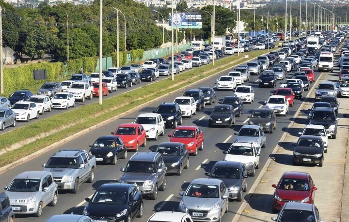 Anfavea aponta sinais de alerta quanto às vendas de veículos