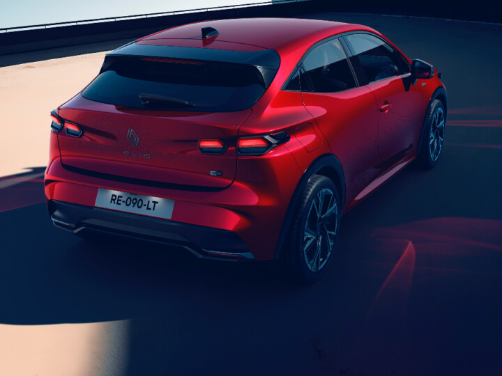 Renault Clio de sexta geração estreia nova identidade visual da marca