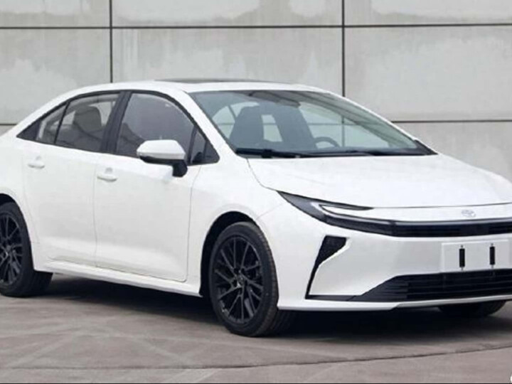 Toyota Corolla tem novo visual vazado na China