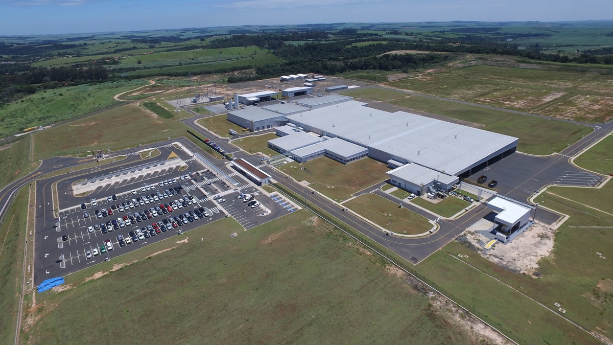 Toyota fecha fábrica por tempo indeterminado após temporal causar danos