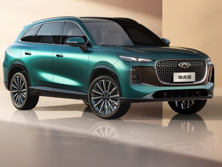 Chery Tiggo 8 ganha nova geração com duas dianteiras na China