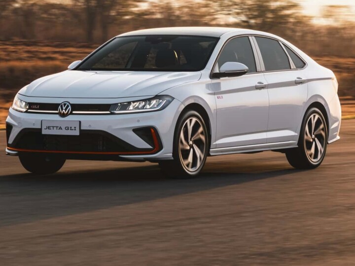 Novo Volkswagen Jetta GLI chega em novembro por R$ 269.990