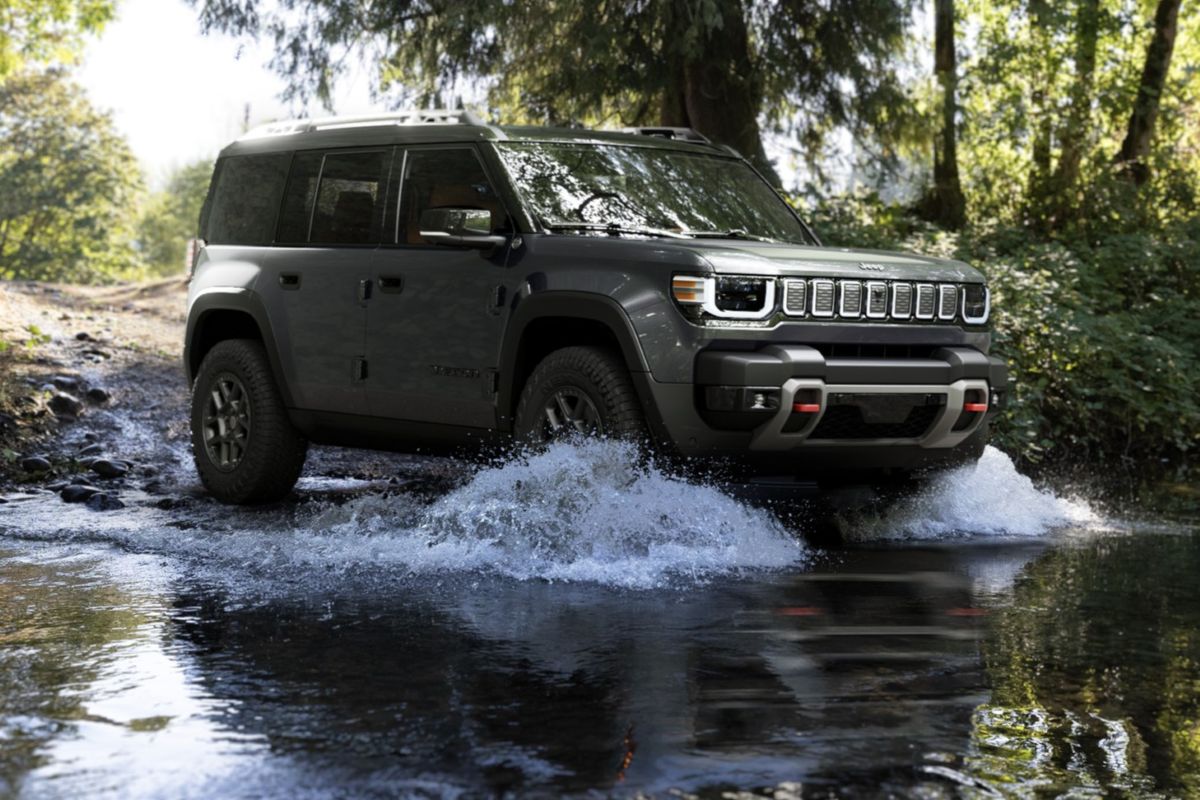 Jeep Recon é Wrangler elétrico no Salão do Automóvel
