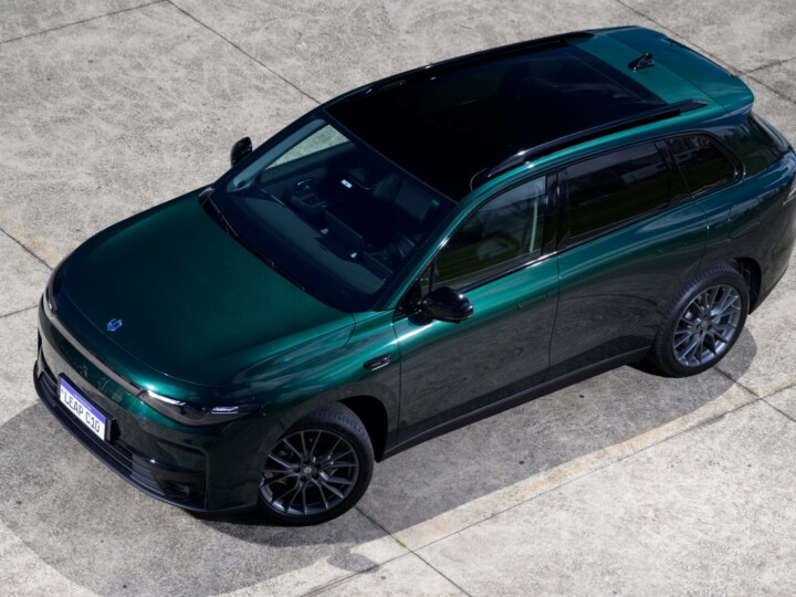 Leapmotor anuncia planos próprios de assinatura para o C10 REEV