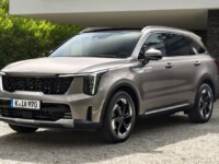 Kia Sorento baixa de preço novamente e está R$ 55 mil mais barato