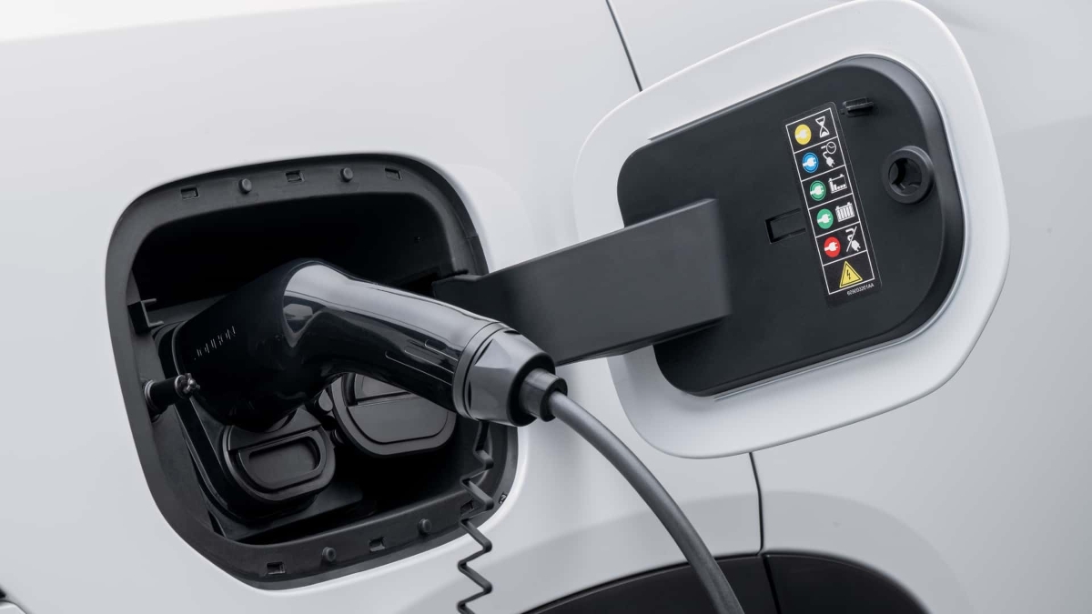 Jetour S06 chega ao Brasil; veja os preços do SUV híbrido plug-in : CARROS COM CAMANZI