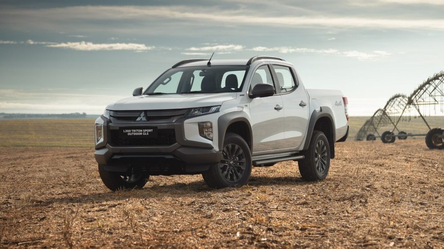 Mitsubishi L200 e Pajero Sport saem de linha no Brasil