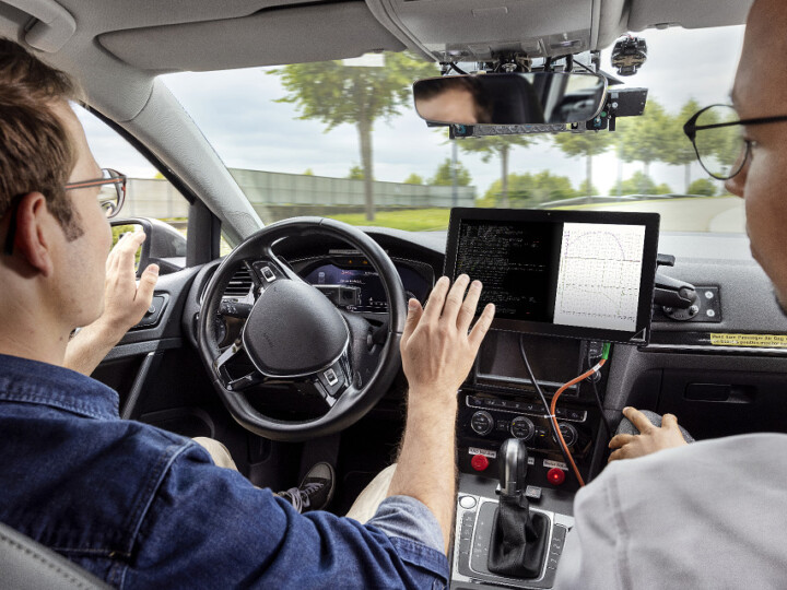 Direção autônoma está mais longe de se tornar realidade