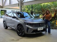 Renault Koleos chega como primeiro híbrido da marca no Brasil