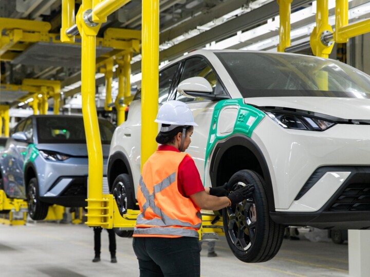 BYD vai exportar 100 mil carros do Brasil para Argentina e México