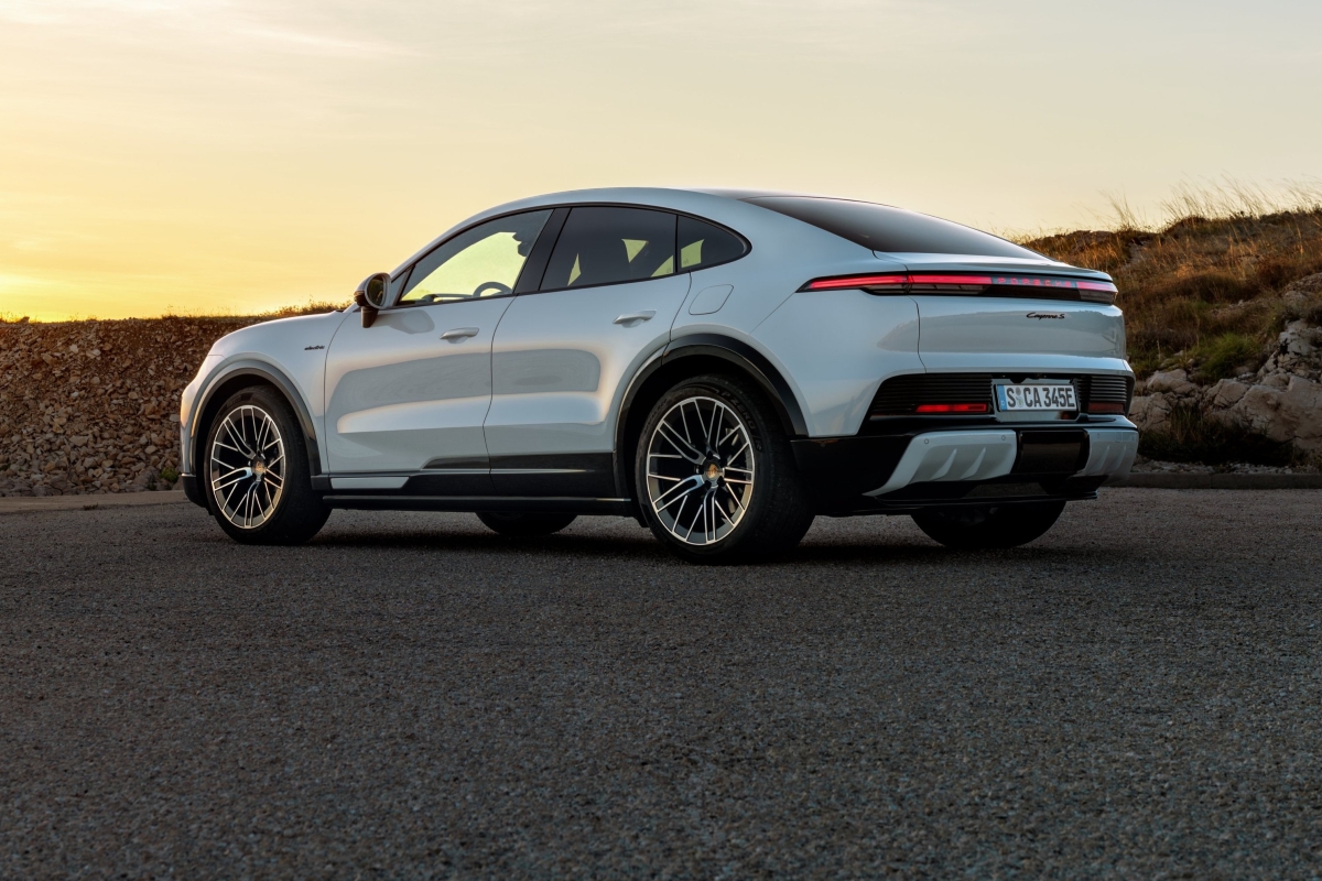 Novo Porsche Cayenne Coupé chega ao Brasil com até 1.156 cv