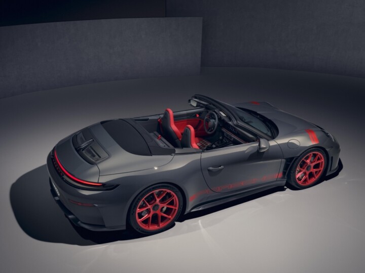 Porsche 911 GT3 chega conversível e com câmbio manual por R$ 2 milhões