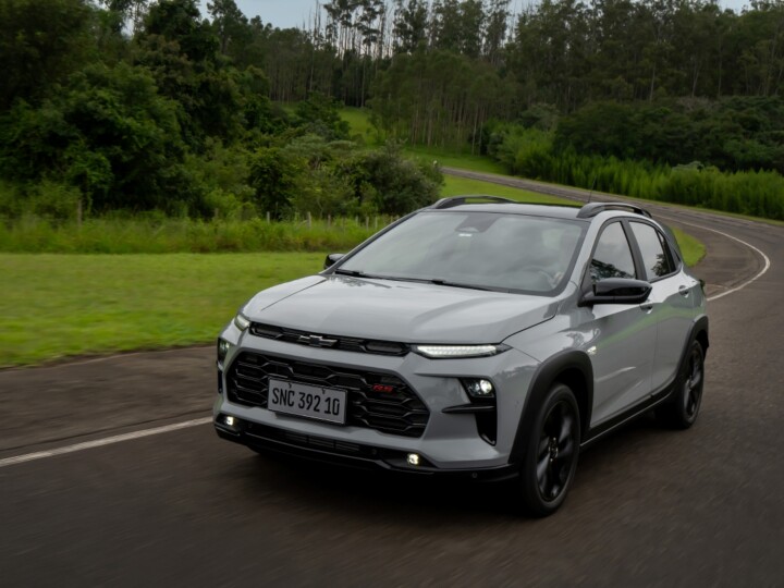 Conheça o Chevrolet Sonic que chega em maio para aquecer briga entre os SUVs
