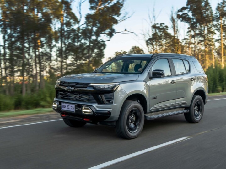 Nova Chevrolet Trailblazer Midnight é série limitada com preparação off-road