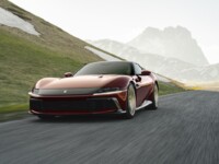 Fake? Ferrari 12Cillindri ganha câmbio que reproduz experiência manual, mas não é
