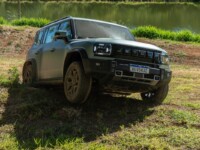 Jetour T2 4×4 PHEV chega com três motores elétricos por R$ 339 mil