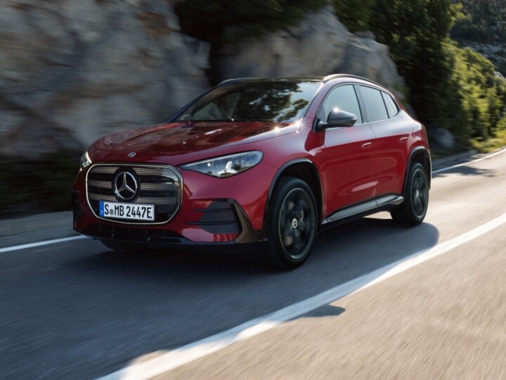 Mercedes-Benz GLA cresce e fica mais tecnológico em nova geração