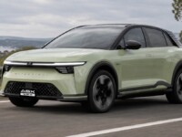 Mitsubishi ASX se transforma em hatch elétrico chinês contra BYD Dolphin