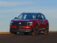 Nissan Kicks 2027 chega às lojas até R$ 10 mil mais barato