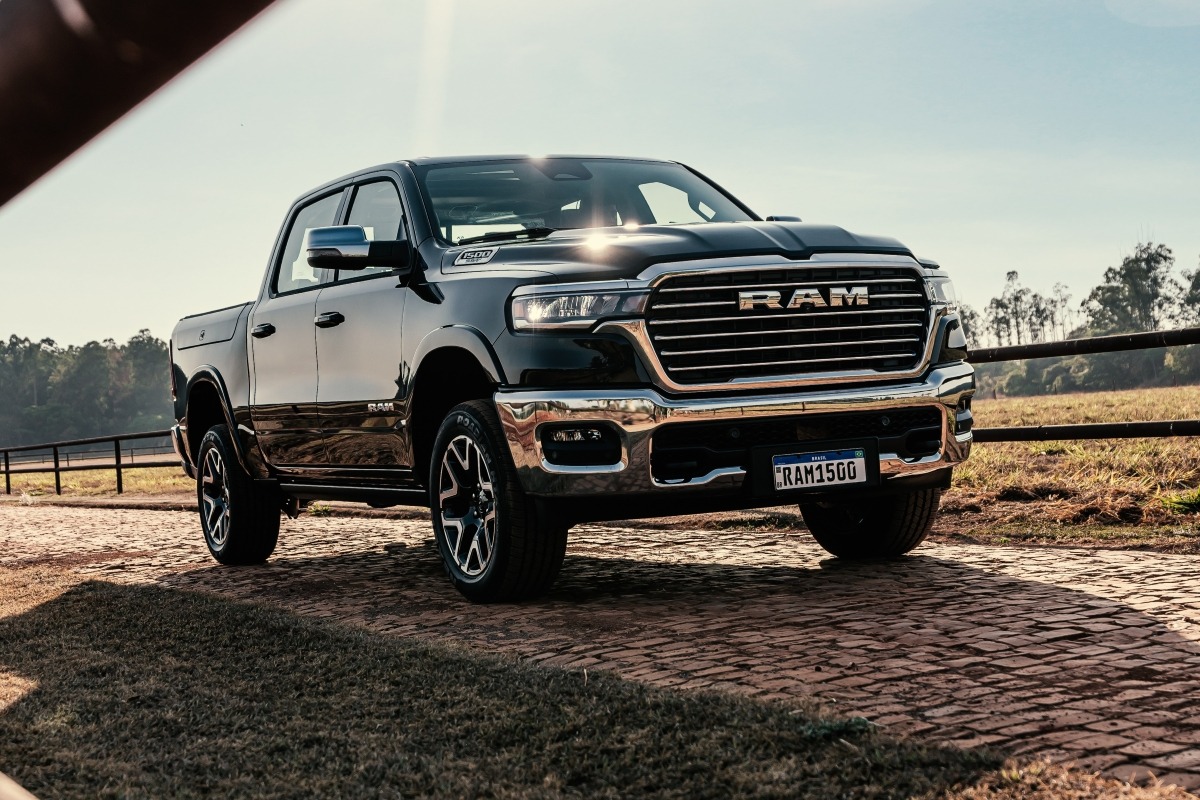Mega recall: Ram convoca 1,5 milhão de 1500 por falha no cinto