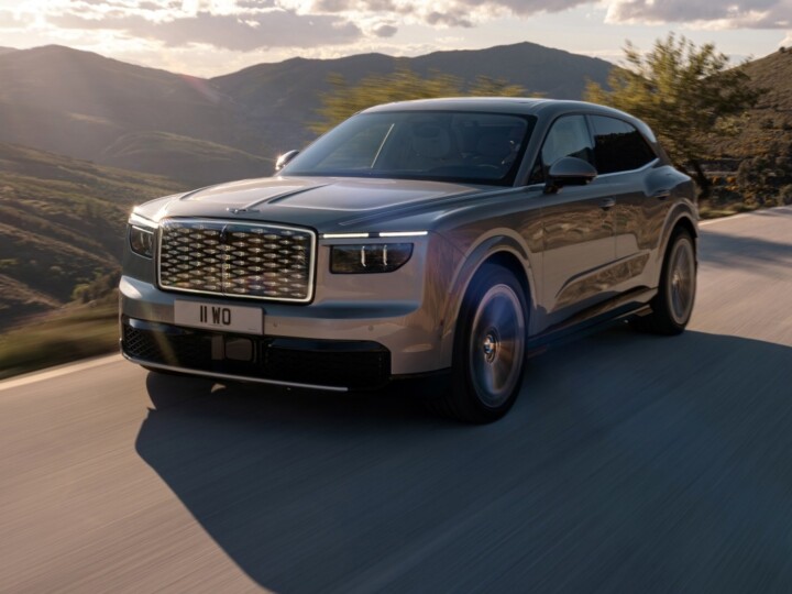 Bentley Torcal surge como primeiro elétrico da marca com 888 cv