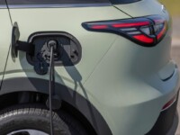 Resposta à BYD: Geely lança carregador ultrápido que leva 8 minutos para carregar o carro