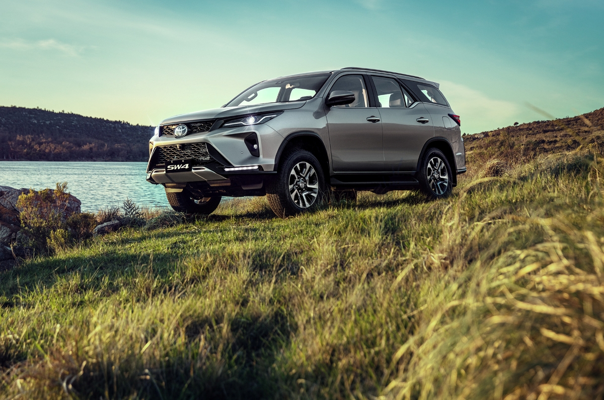 Aviso aos chineses? Toyota vai diminuir o preço da SW4 em R$ 57 mil