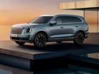 Jetour S08 é lançado com 7 lugares e motor PHEV por R$ 259.900