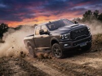 Ram 2500 ganha nova versão topo de linha Night Edition por R$ 570 mil